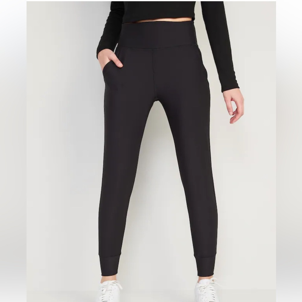 NWOT Old Navy High-Waisted PowerSoft 7/8-Length Joggers for Women - small